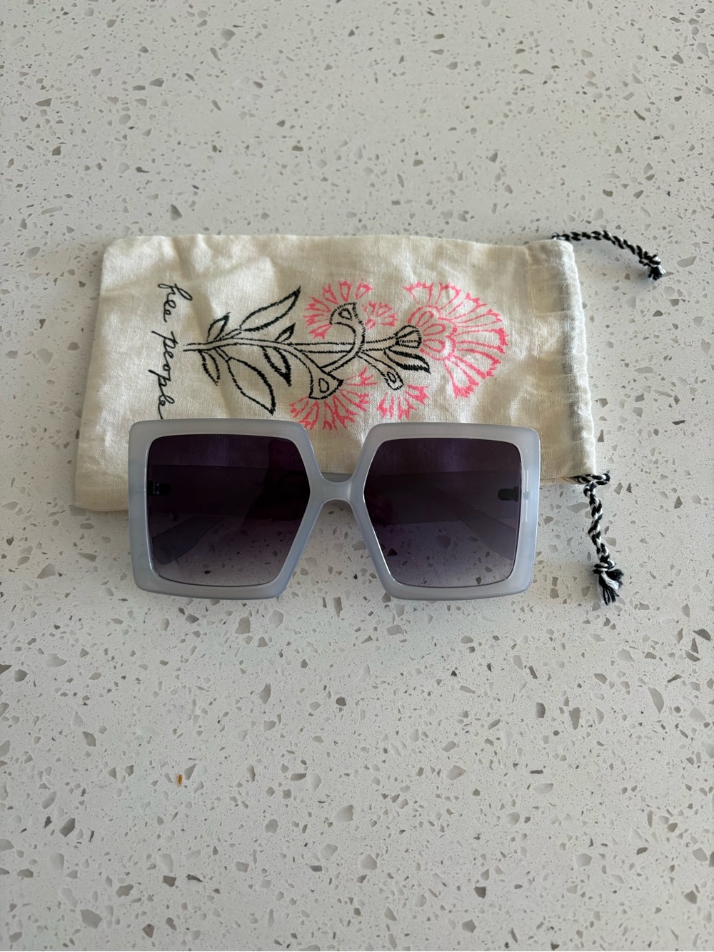 Free People Women’s Oversized Square Sunglasses in Light Gray